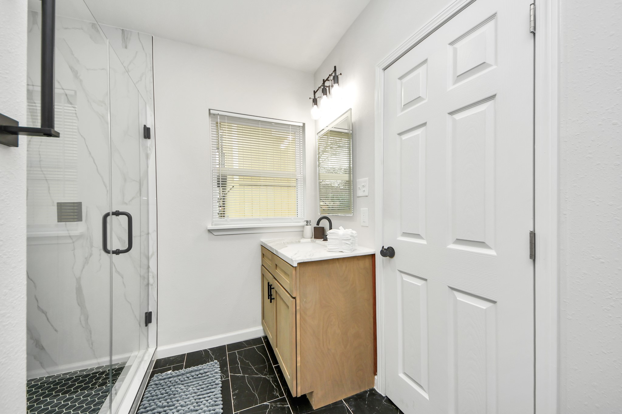 2811 Winbern Street Houston, TX 77004 - Photo 38 of 50