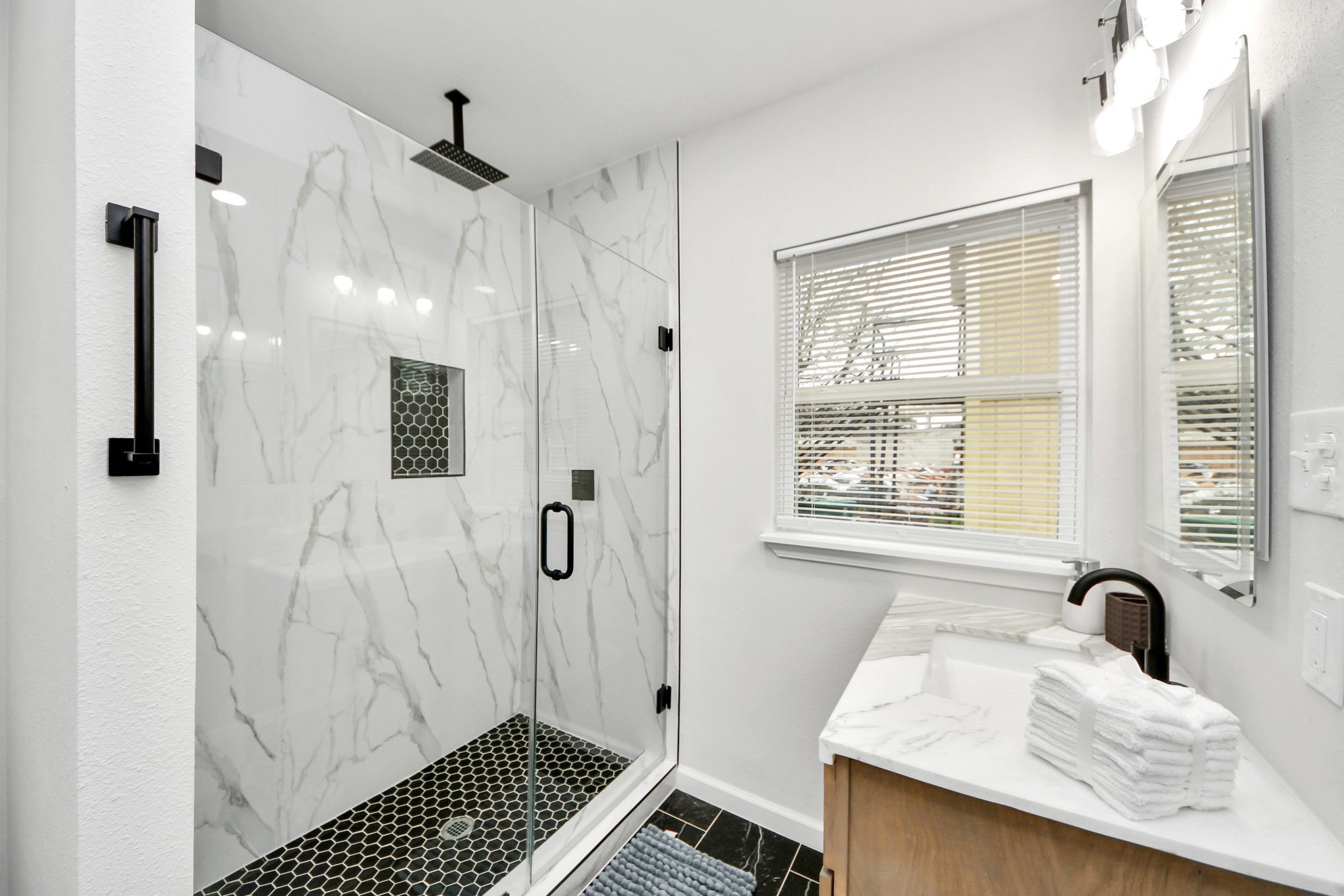 2811 Winbern Street Houston, TX 77004 - Photo 39 of 50