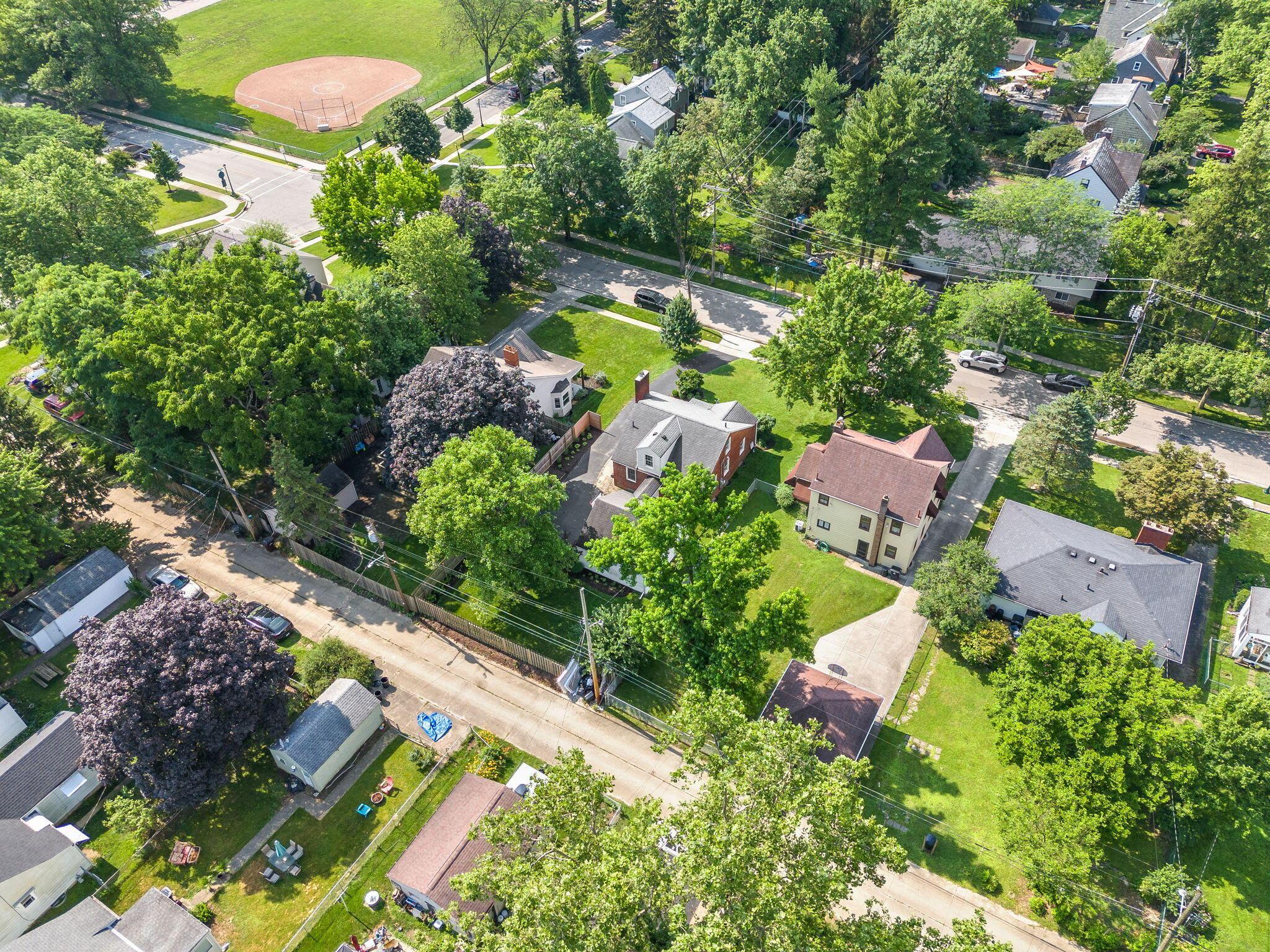 2698 Ruhl Avenue Columbus, OH 43209 - Photo 54 of 57 68-web-or-mls-DJI_20250626103619_0657_D