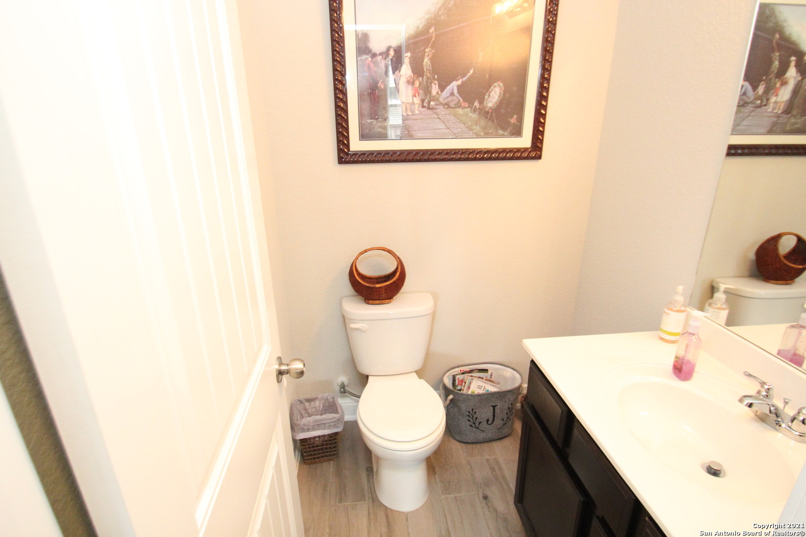 6055 Akin Circle San Antonio, TX 78261 - Photo 17 of 35