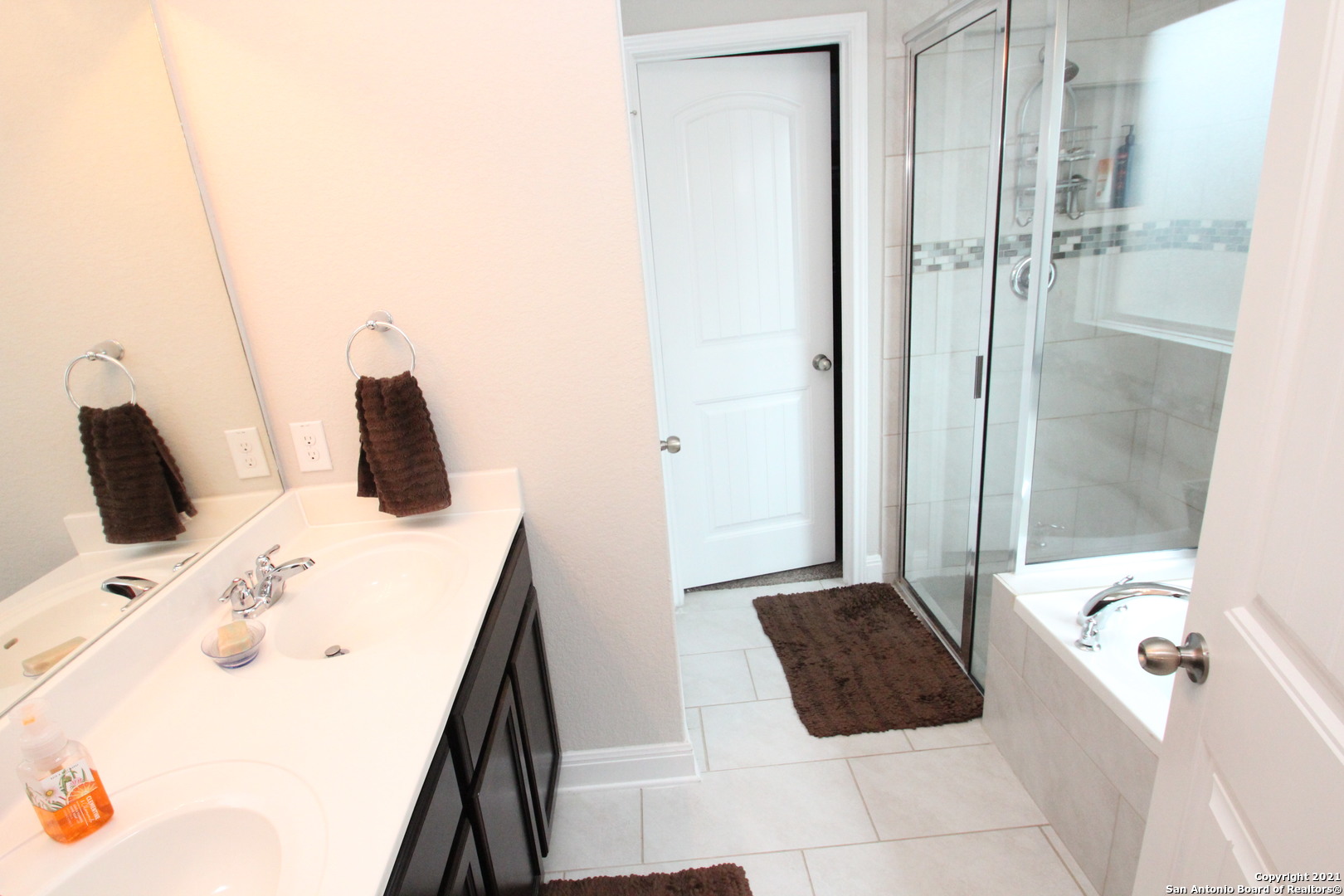 6055 Akin Circle San Antonio, TX 78261 - Photo 20 of 35