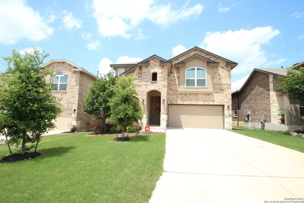 $2,700 | 6055 Akin Circle, San Antonio, TX 78261