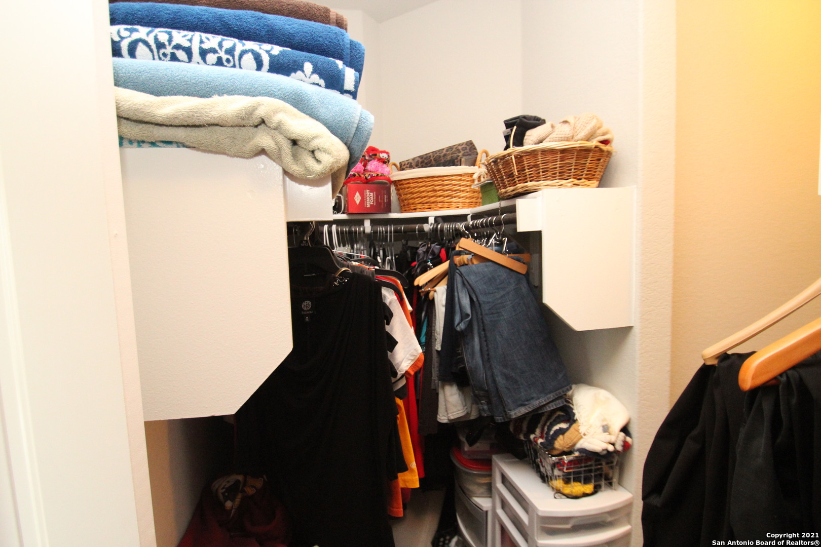 6055 Akin Circle San Antonio, TX 78261 - Photo 23 of 35