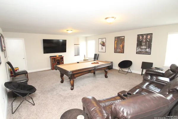 $2,700 | 6055 Akin Circle, San Antonio, TX 78261