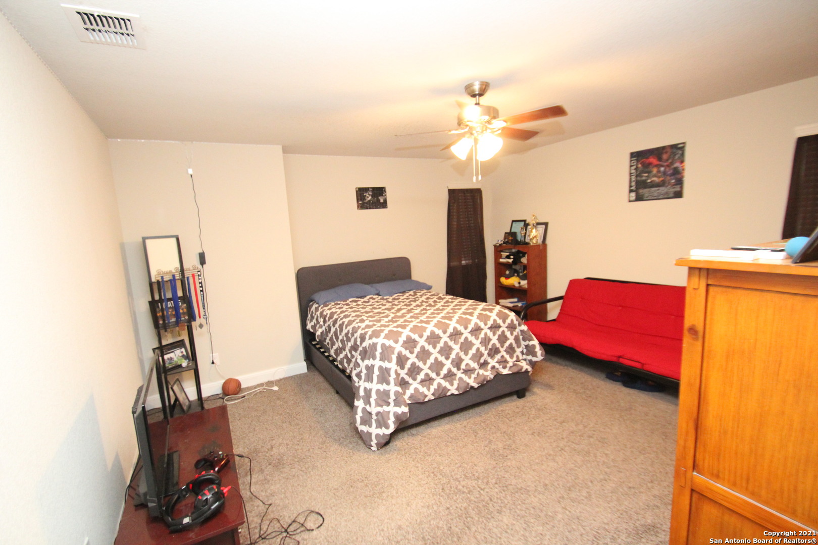 6055 Akin Circle San Antonio, TX 78261 - Photo 32 of 35