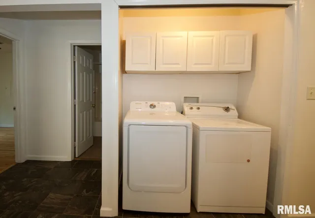 $1,250,000 | 902 West Mill Street, Unit 904 906 908, Carbondale, IL 62901