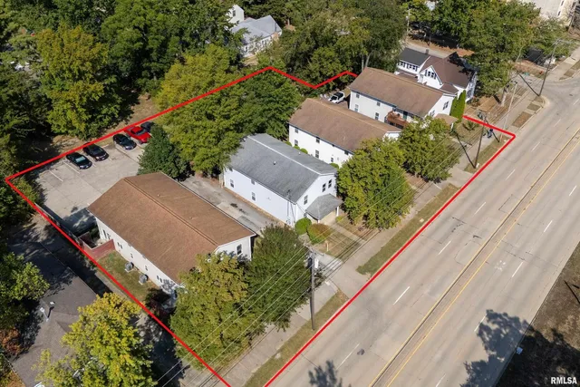 $1,250,000 | 902 West Mill Street, Unit 904 906 908, Carbondale, IL 62901