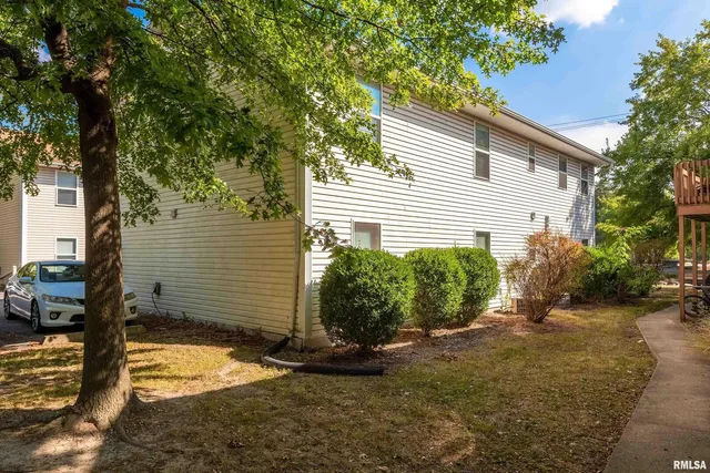 $1,250,000 | 902 West Mill Street, Unit 904 906 908, Carbondale, IL 62901