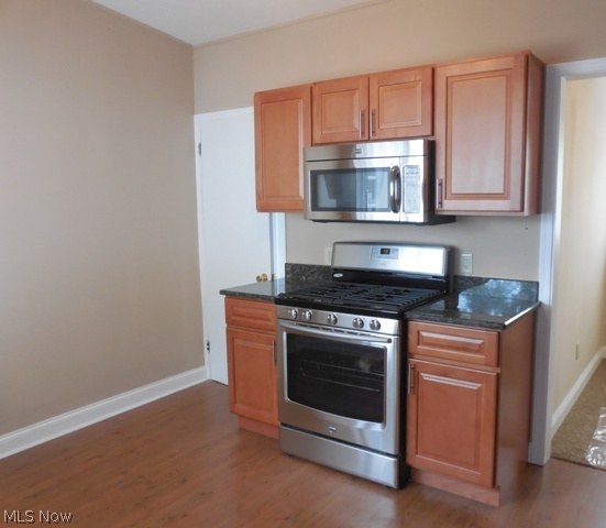 6436 Alderwood Road Parma Heights, OH 44130 - Photo 3 of 22