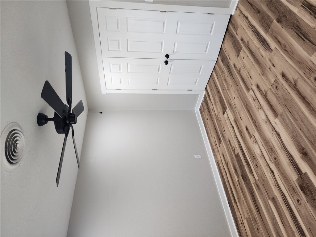 12877 East State Highway 21 Bryan, TX 77808 - Photo 30 of 48 a view of empty room