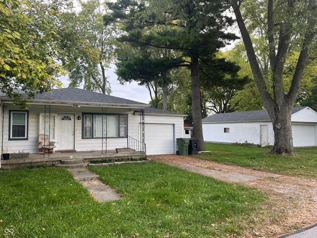 $185,000 | 1214 East 3rd Street, Greenfield, IN 46140