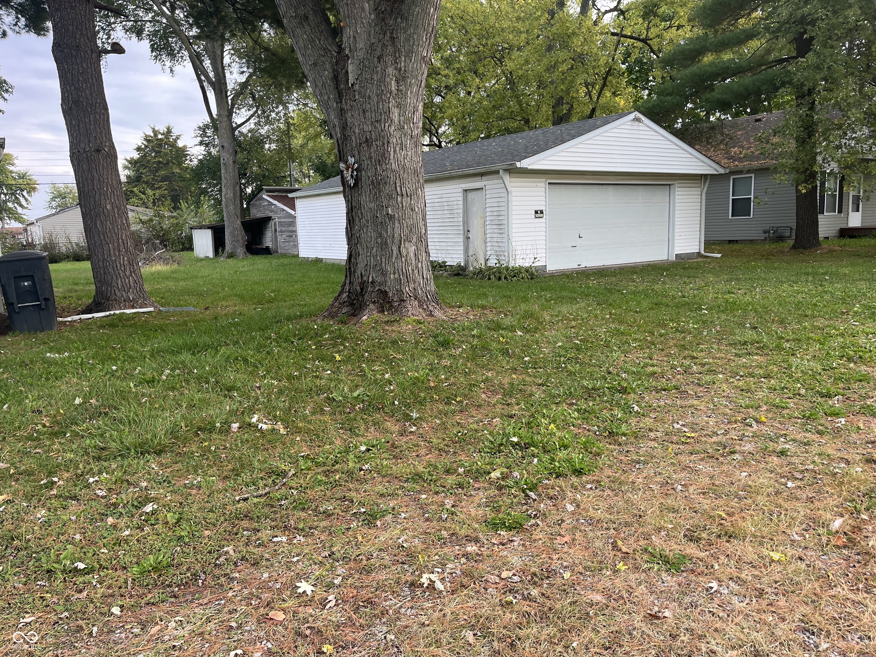 1214 East 3rd Street Greenfield, IN 46140 - Photo 3 of 14