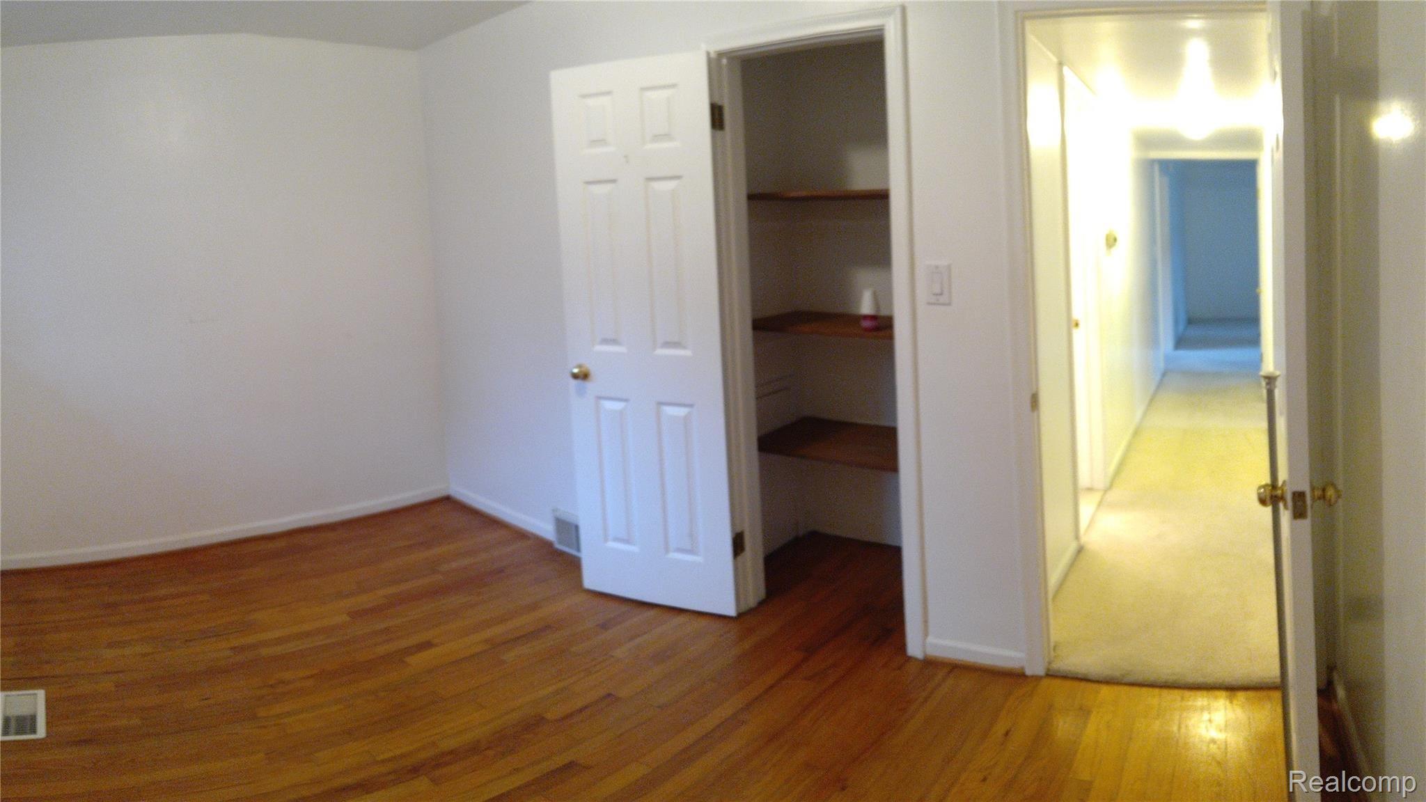 5571 Meadow View Street Sterling Heights, MI 48310 - Photo 10 of 21 IMG_20210608_164059938.jpg