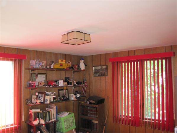 11 Westview Road Lowell, MA 01851 - Photo 15 of 30 Gallery Image 15