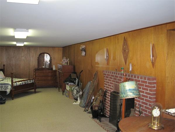 11 Westview Road Lowell, MA 01851 - Photo 23 of 30 Gallery Image 23