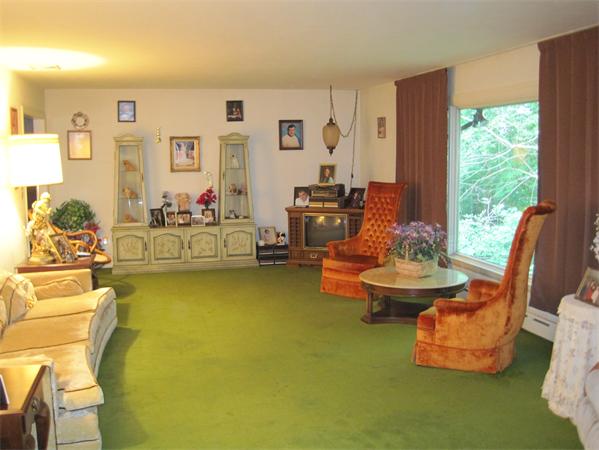 11 Westview Road Lowell, MA 01851 - Photo 10 of 30 Gallery Image 10