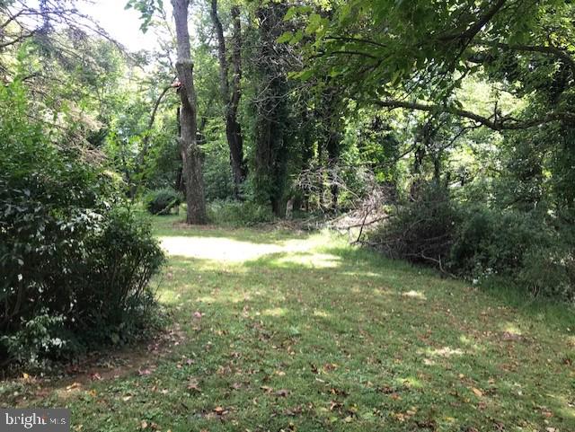 264 Homestead Road Wayne, PA 19087 - Photo 3 of 6