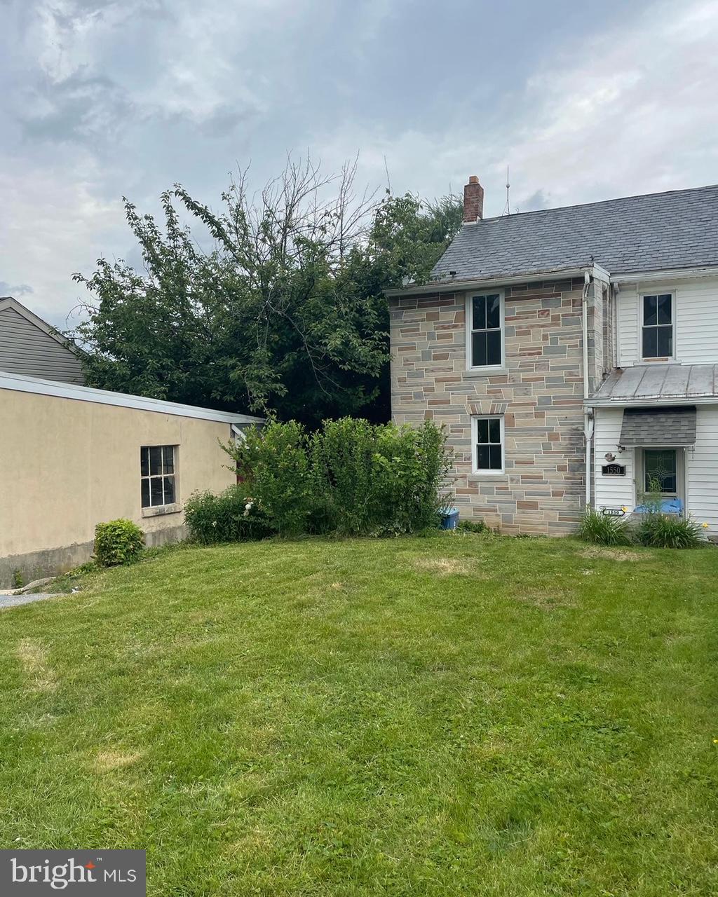 1550 Stony Battery Road Lancaster, PA 17601 - Photo 3 of 12 Gallery Image 3