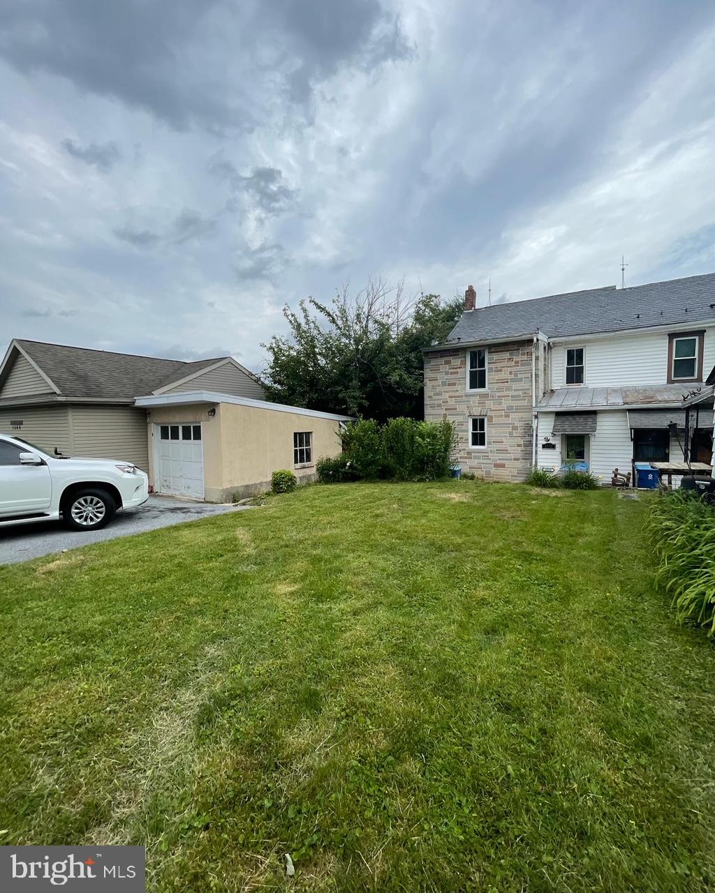 1550 Stony Battery Road Lancaster, PA 17601 - Photo 5 of 12 Gallery Image 5