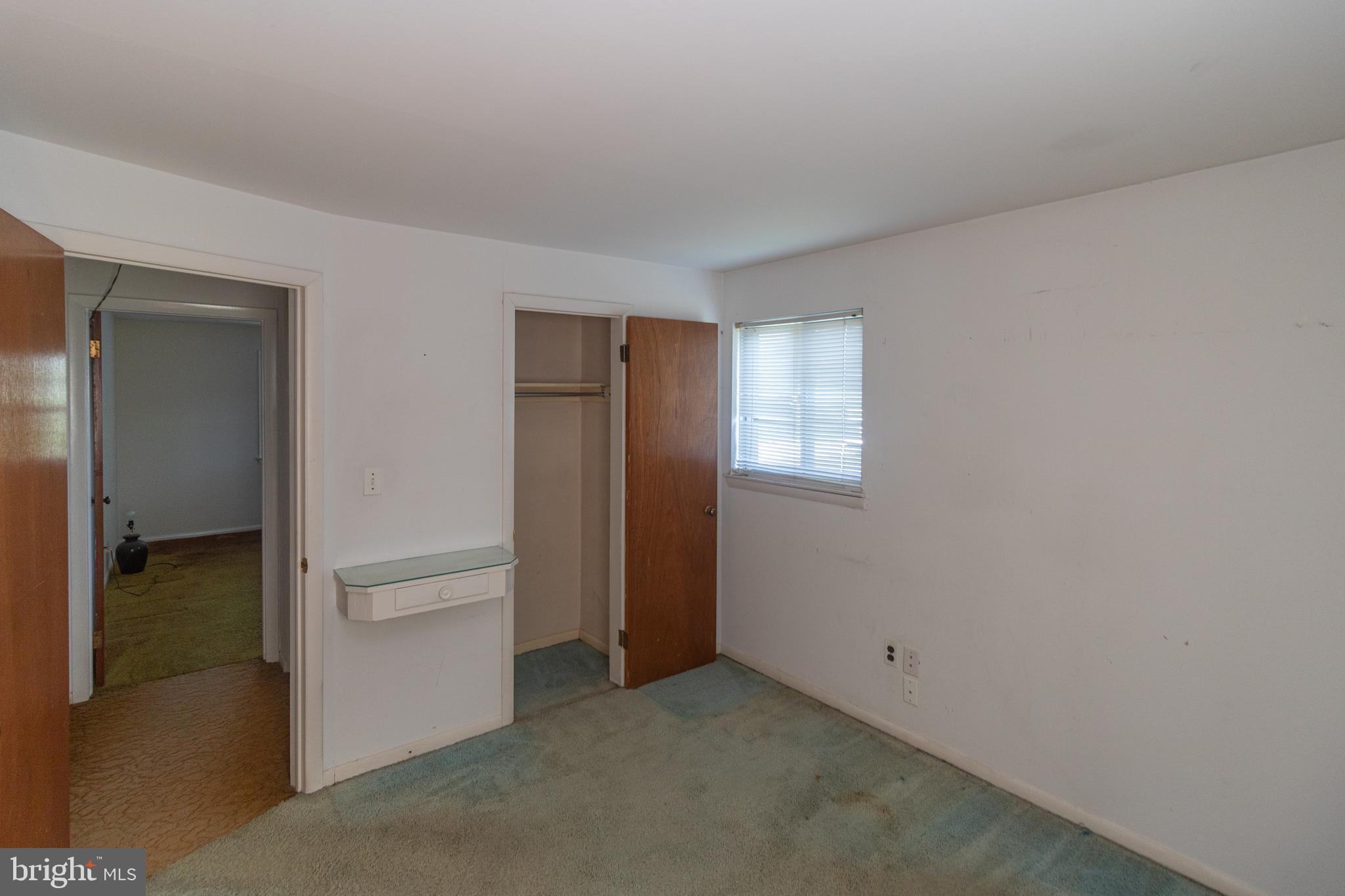 25 Champlain Road Marlton, NJ 08053 - Photo 25 of 35 an empty room with closet