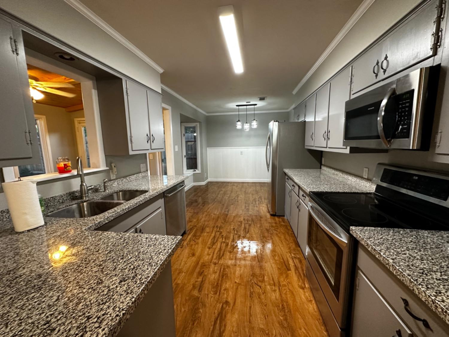 3701 46th Street Lubbock, TX 79413 - Photo 9 of 44 Photo 9