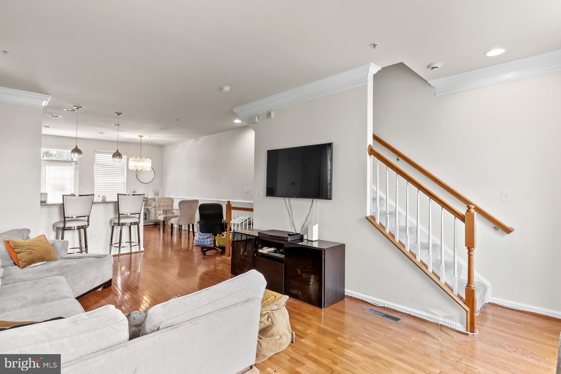 7233 Abbey Road Elkridge, MD 21075 - Photo 13 of 27