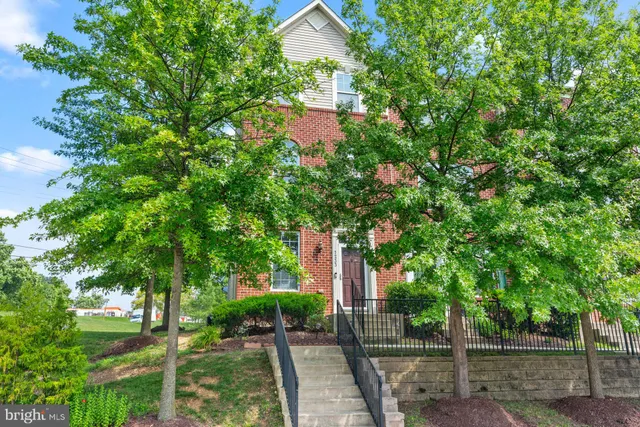 $435,000 | 7233 Abbey Road, Elkridge, MD 21075