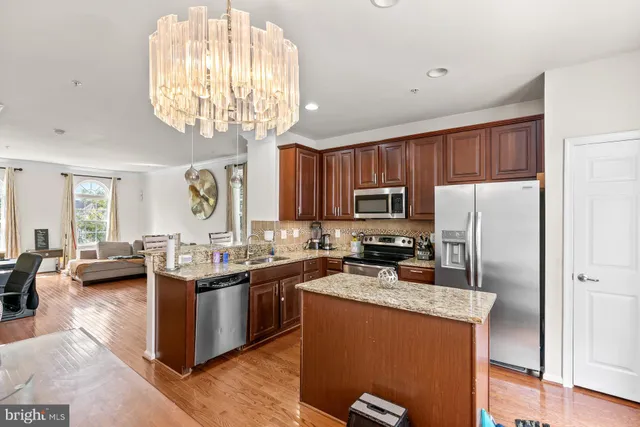 $435,000 | 7233 Abbey Road, Elkridge, MD 21075