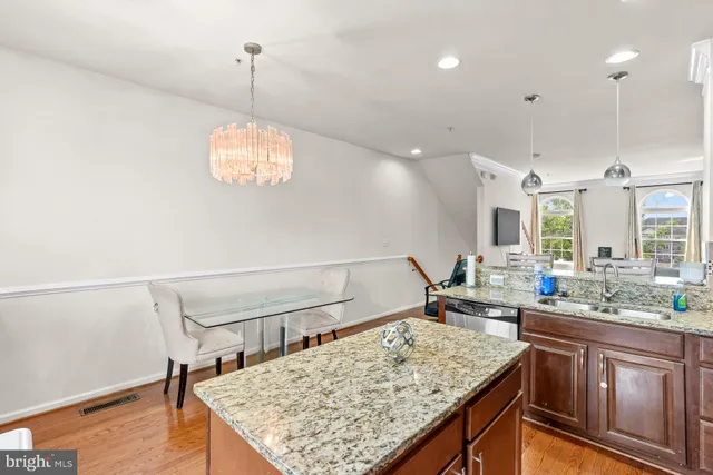 $435,000 | 7233 Abbey Road, Elkridge, MD 21075