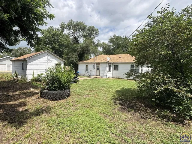 $64,900 | 101 Cedar Street, Cottonwood Falls, KS 66845