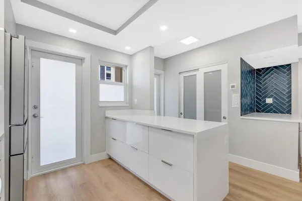 $599,900 | 750 North Ocean Boulevard, Unit 404, Pompano Beach, FL 33062