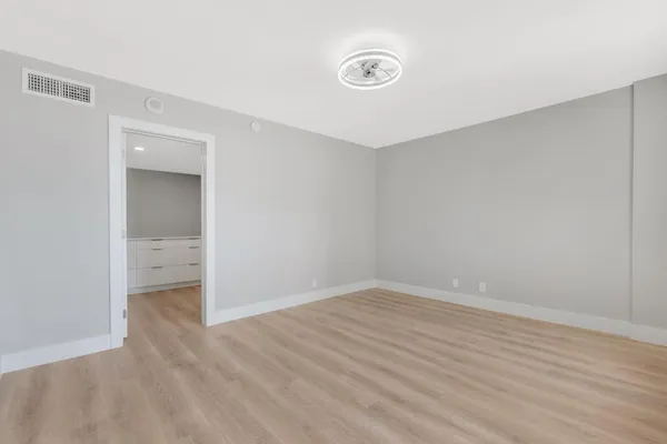 $599,900 | 750 North Ocean Boulevard, Unit 404, Pompano Beach, FL 33062