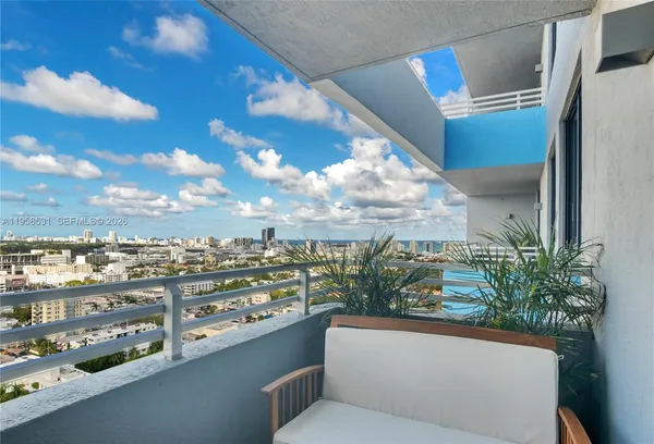 $4,900 | 1330 West Avenue, Unit 2409, Miami Beach, FL 33139