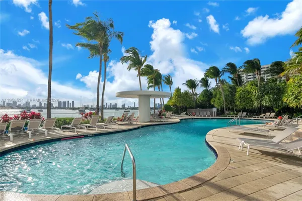 $4,900 | 1330 West Avenue, Unit 2409, Miami Beach, FL 33139