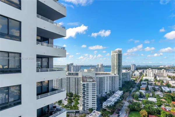 $4,900 | 1330 West Avenue, Unit 2409, Miami Beach, FL 33139