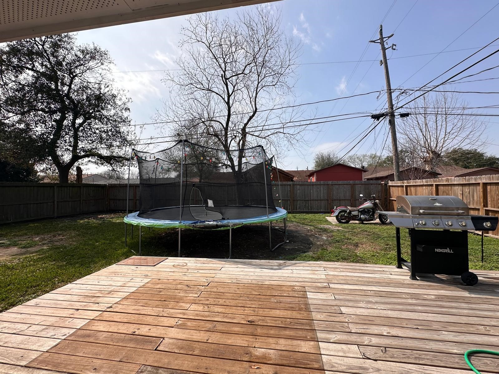 2120 Chestnut Lane Pasadena, TX 77502 - Photo 19 of 19 Backyard