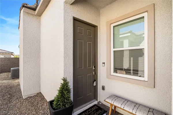 $3,400 | 110 Ibiza Lk Drive, Henderson, NV 89011