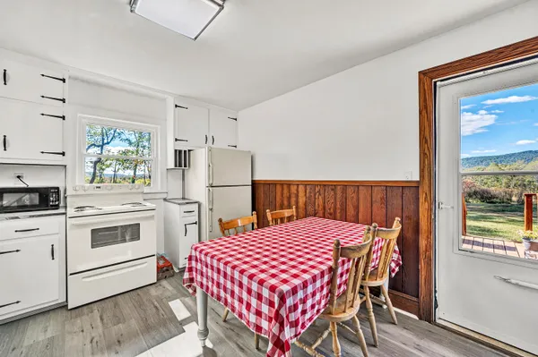 $319,900 | 6303 Coopers Mountain Road, Rocky Mount, VA 24151