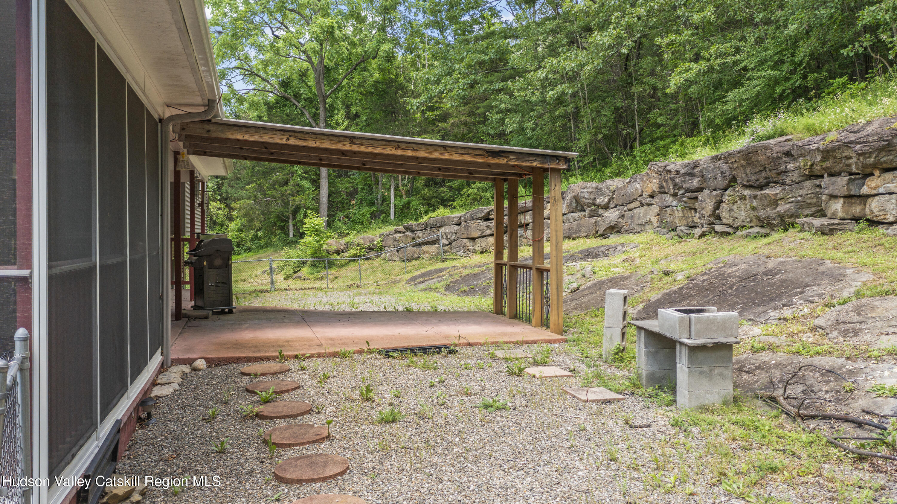 478 High Rock Road New Baltimore, NY 12192 - Photo 37 of 43 DJI_0713