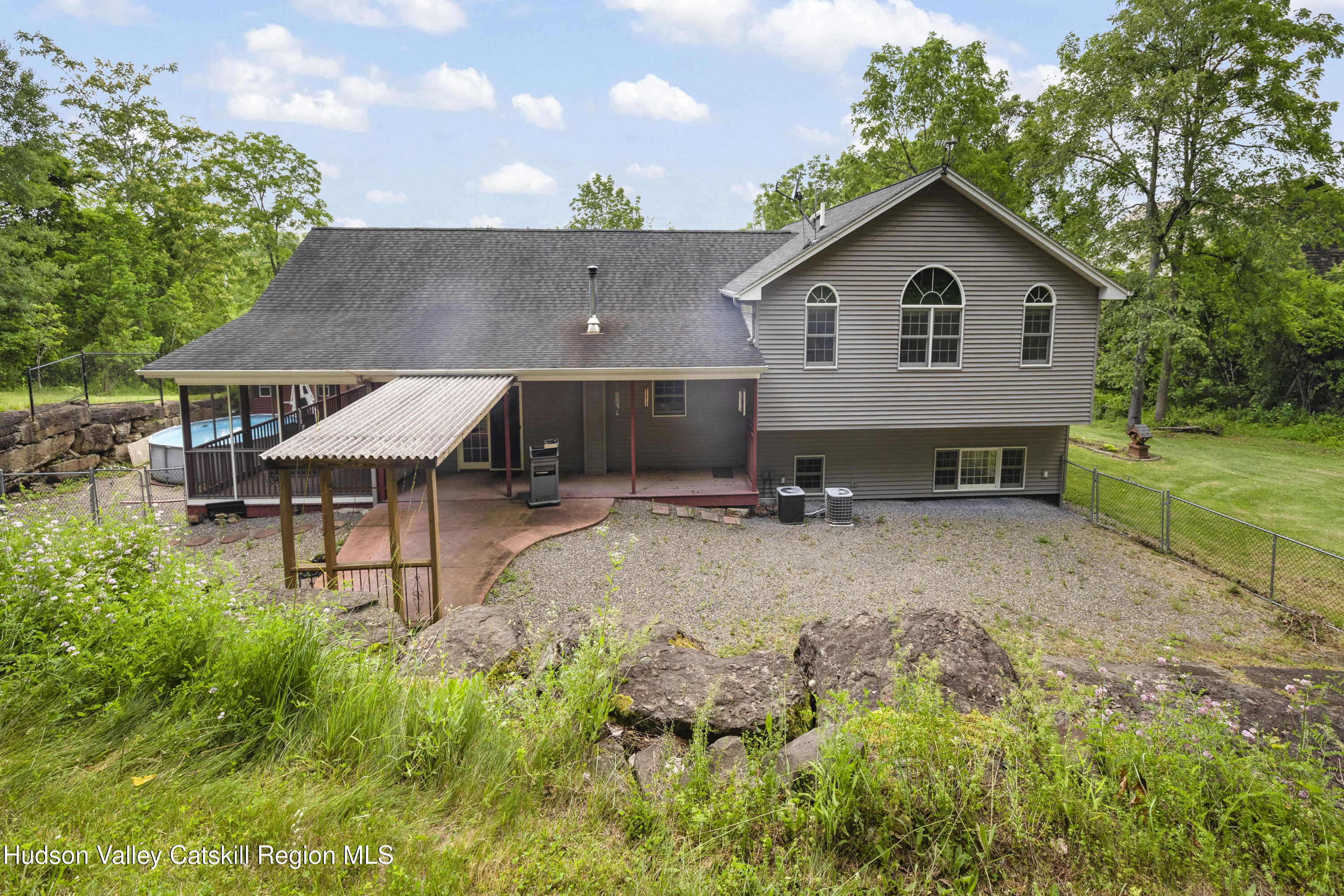 478 High Rock Road New Baltimore, NY 12192 - Photo 4 of 43 Back of House