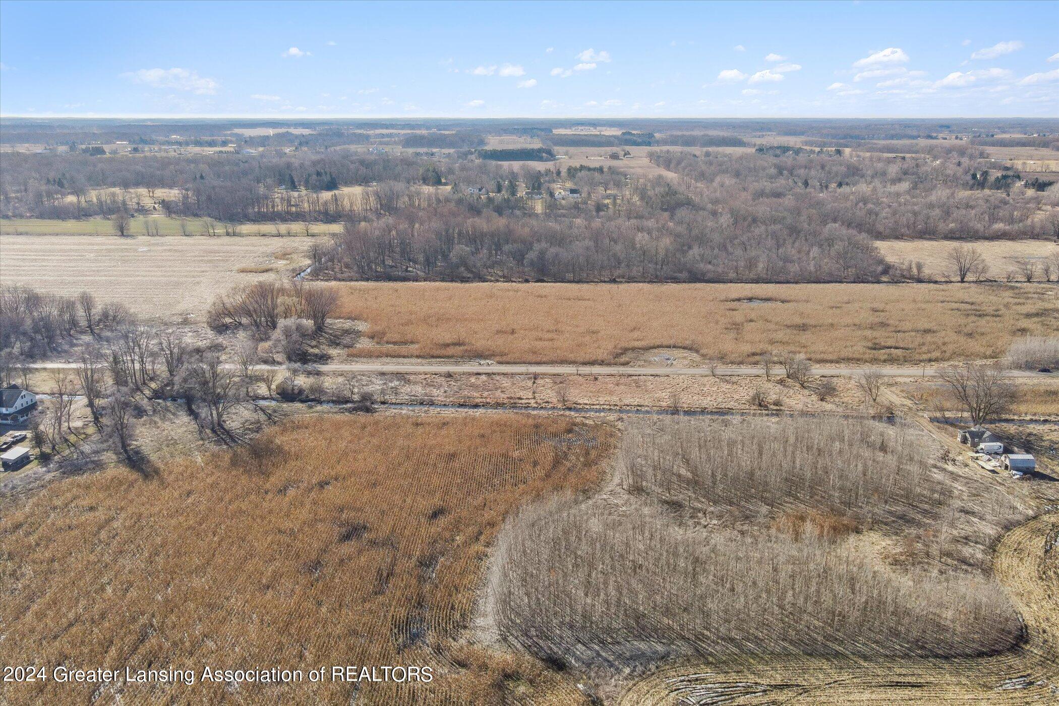4756 Curtice Road Mason, MI 48854 - Photo 19 of 26 19-4756-Curtice-Rd-Mason-MI-48854-Window