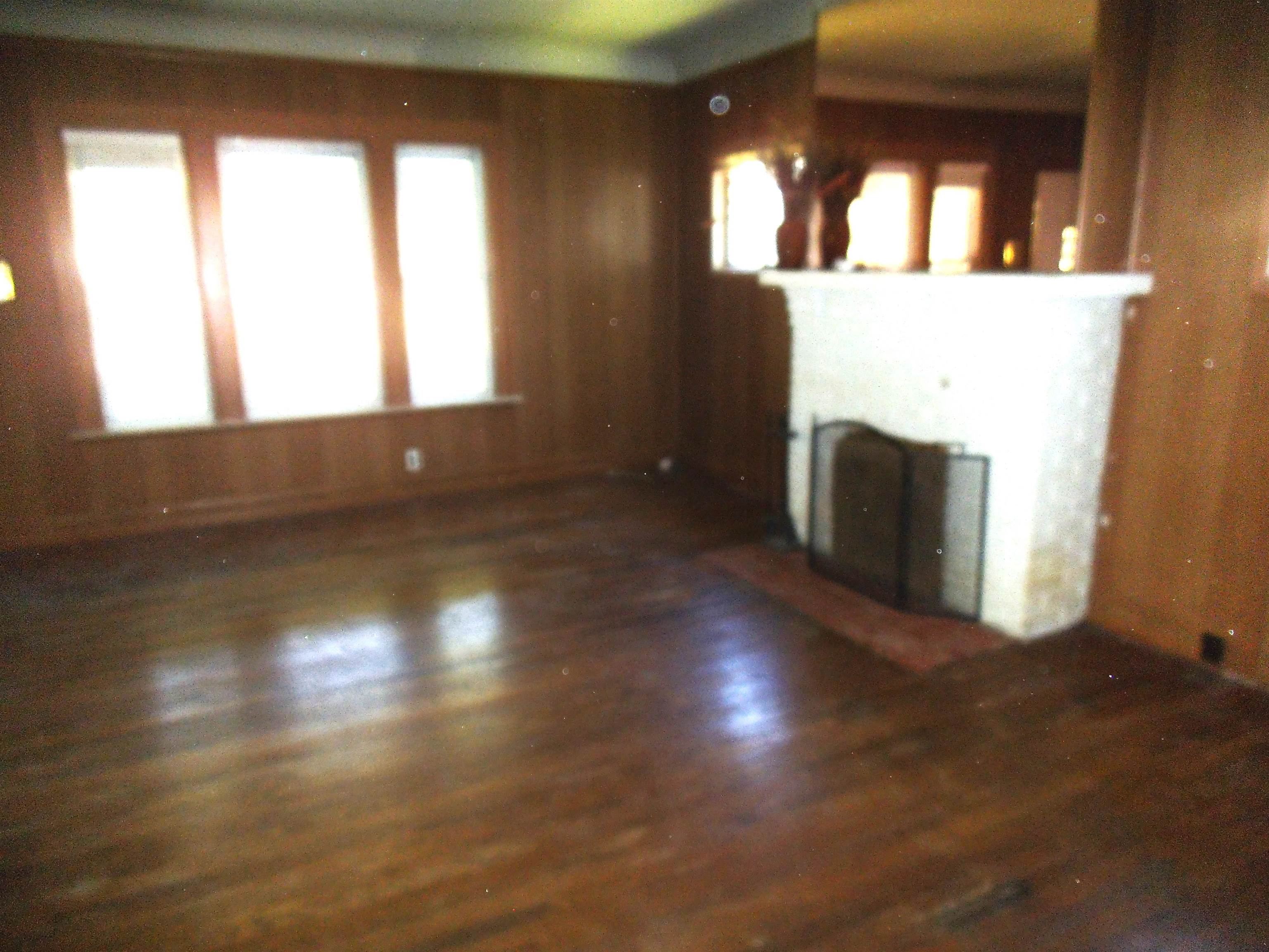 2172 2nd Street Bay City, MI 48708 - Photo 3 of 19 Gallery Image 3