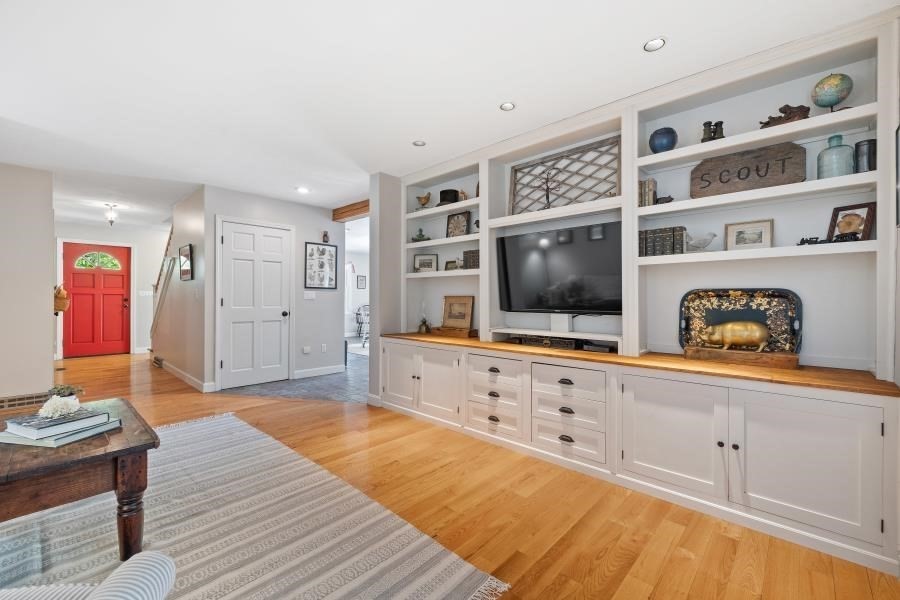 59 Wales Road Holland, MA 01521 - Photo 9 of 41 Gallery Image 9