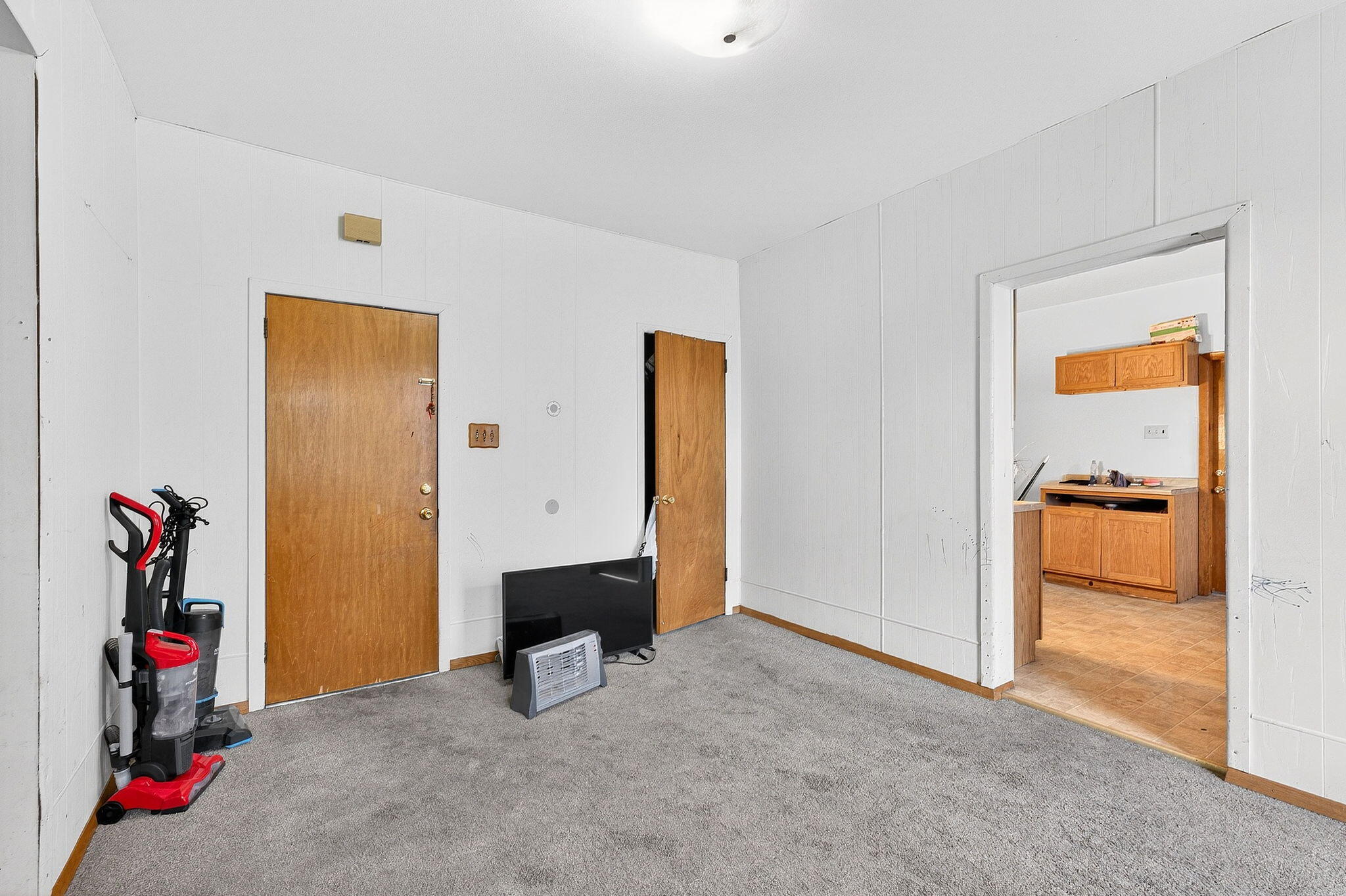 630 East Locust Street Milwaukee, WI 53212 - Photo 16 of 44 32-web-or-mls-P1227619