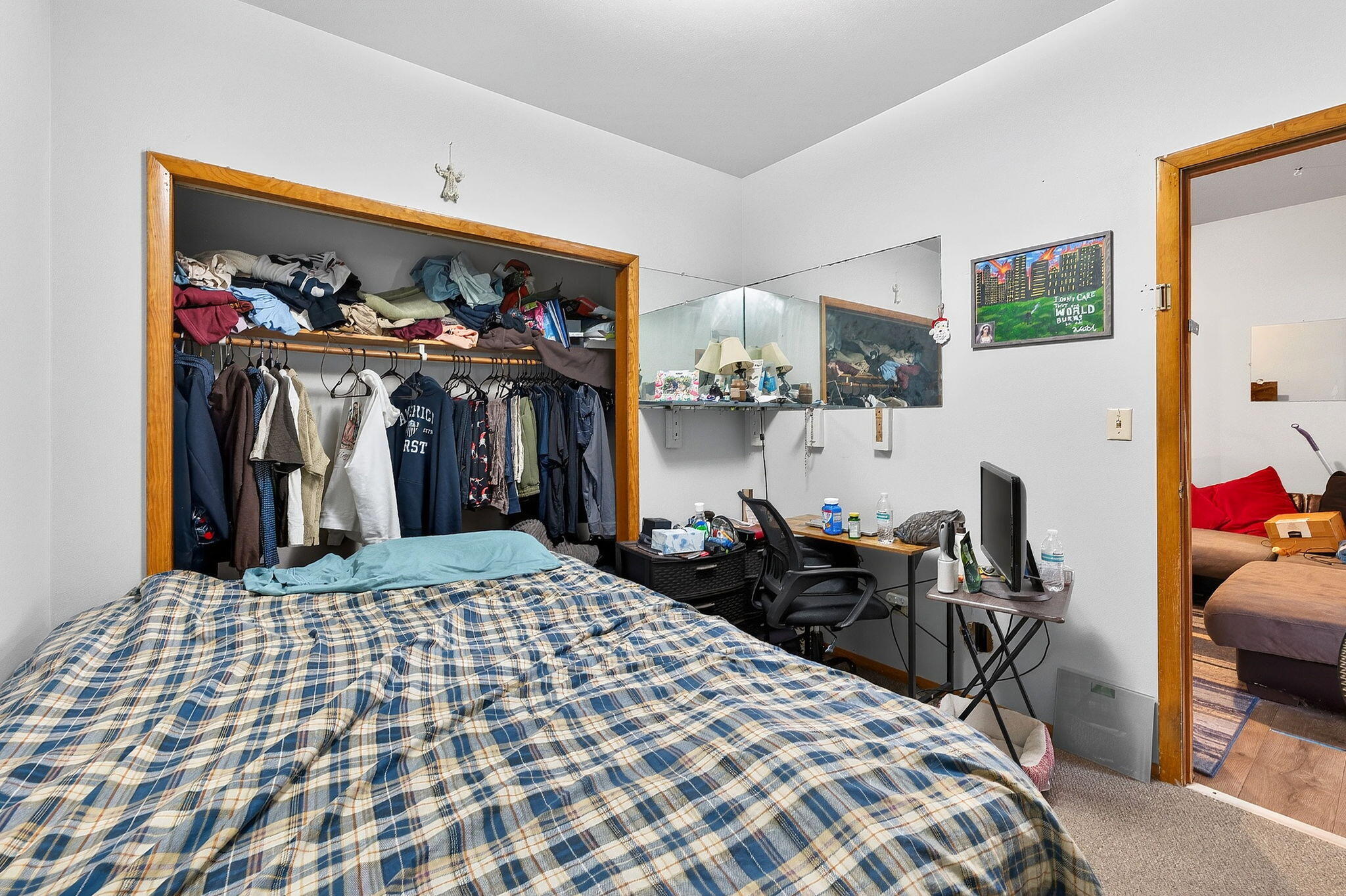 630 East Locust Street Milwaukee, WI 53212 - Photo 8 of 44 26-web-or-mls-P1227588