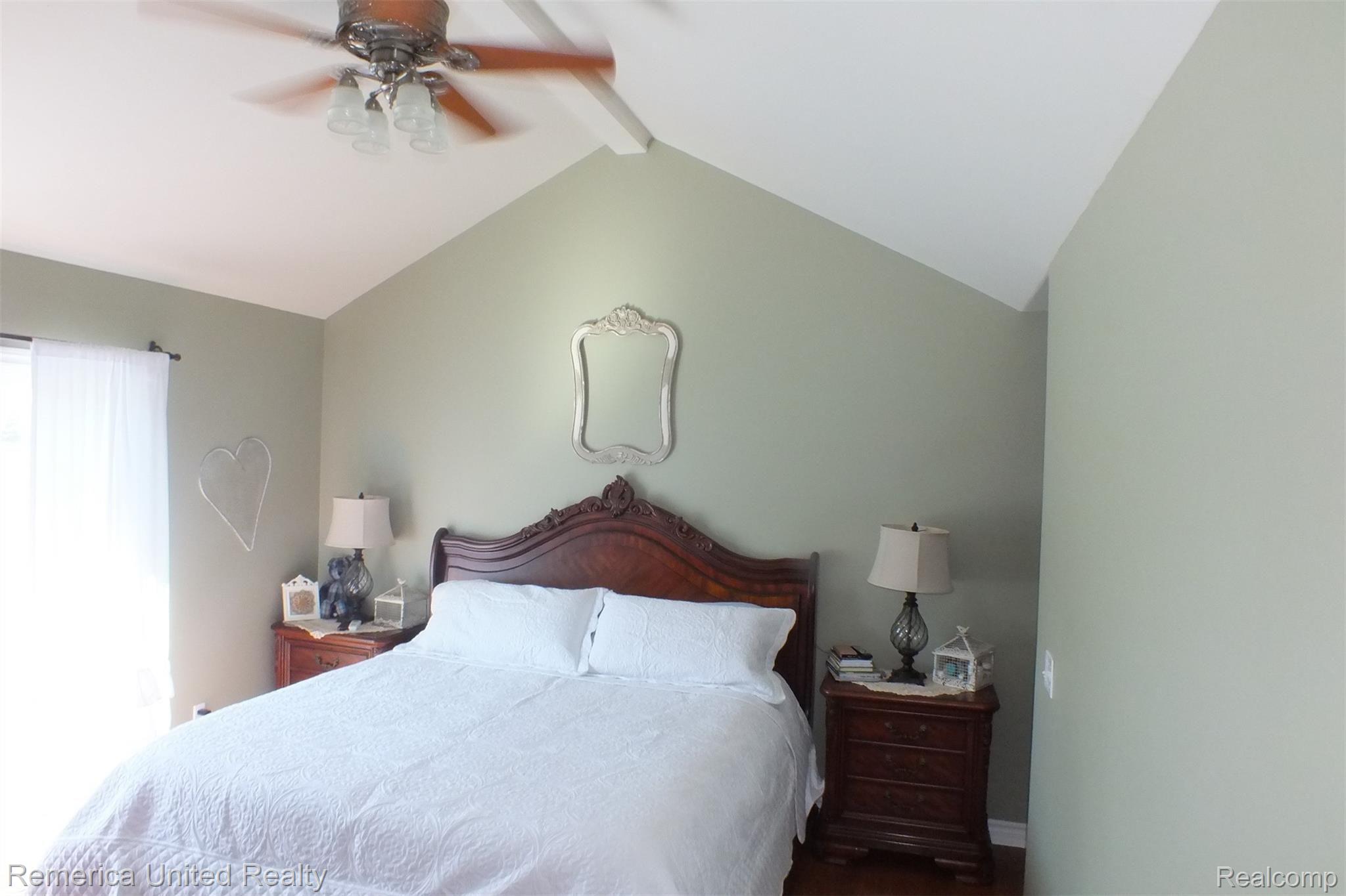 3721 Chase Lake Road Howell, MI 48855 - Photo 4 of 31 DSCF7126.JPG