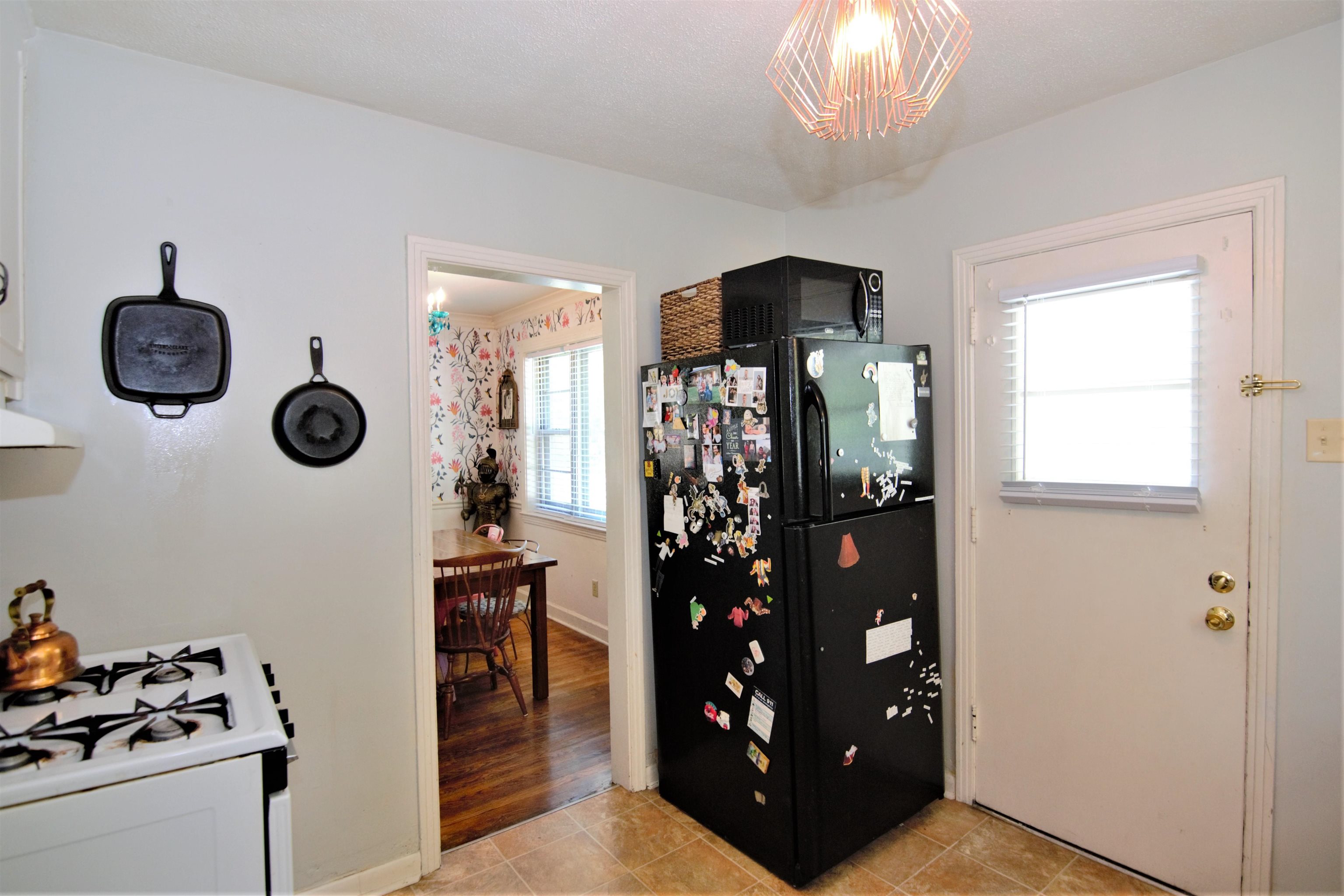 4349 Macon Road Memphis, TN 38122 - Photo 9 of 19 a view of livingroom with furniture and a window