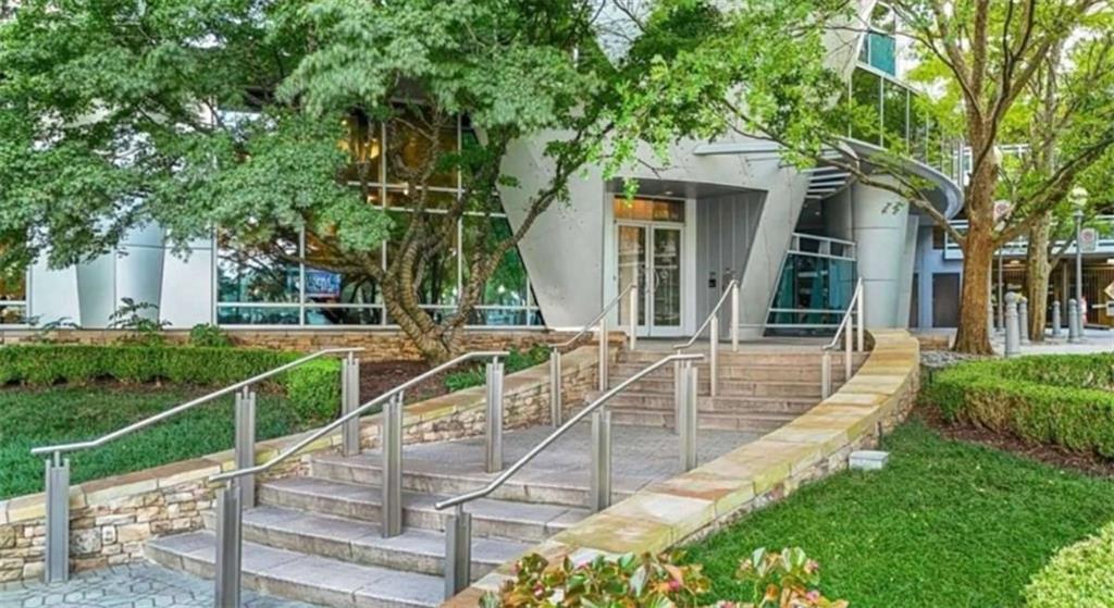 3338 Peachtree Road Atlanta, GA 30326 - Photo 3 of 37