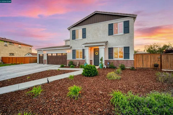 $939,000 | 1655 Apricot Court, Dixon, CA 95620