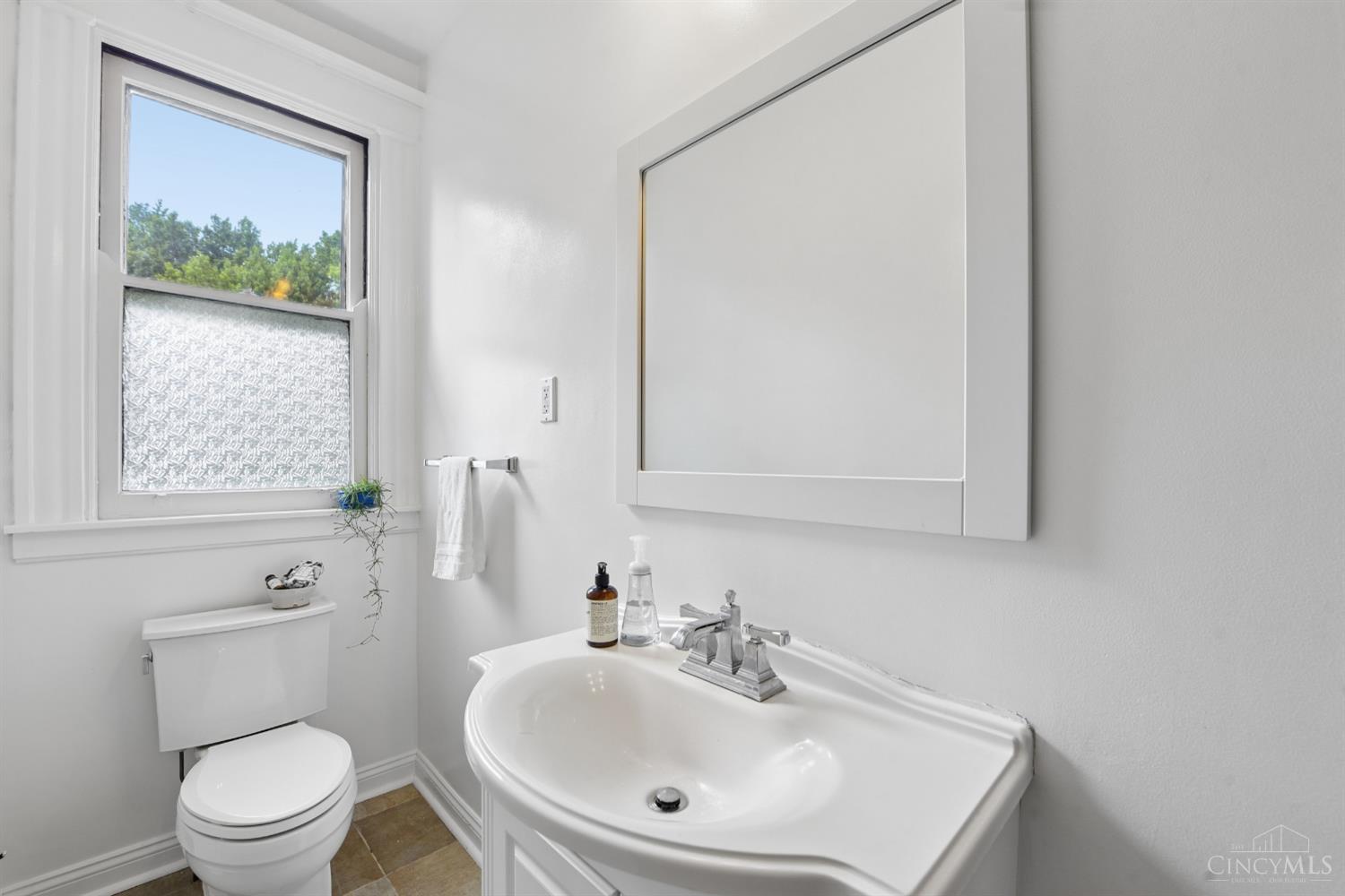 2991 Werk Road Cincinnati, OH 45211 - Photo 43 of 73
